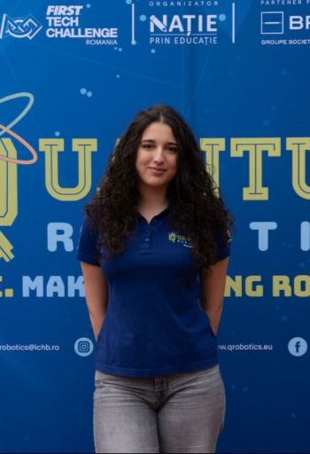 Quantum-Robotics-FTC-FIRST-competiton-team-members-Ana-Pisaru